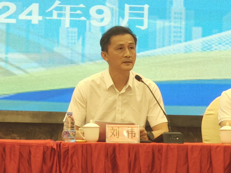 刘会长_副本.jpg 刘会长_副本.jpg